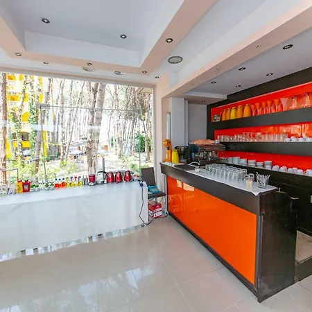 Hotel Intea Golem (Tirana)