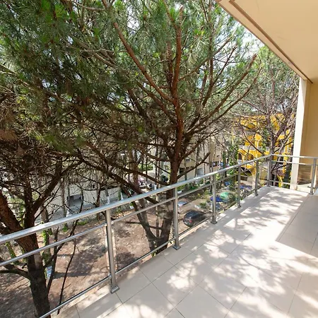 Hotel Intea 3*