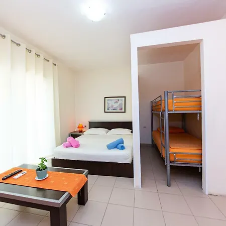 Hotel Hotel Intea Golem (Tirana)