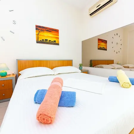 Hotel Intea Golem (Tirana)